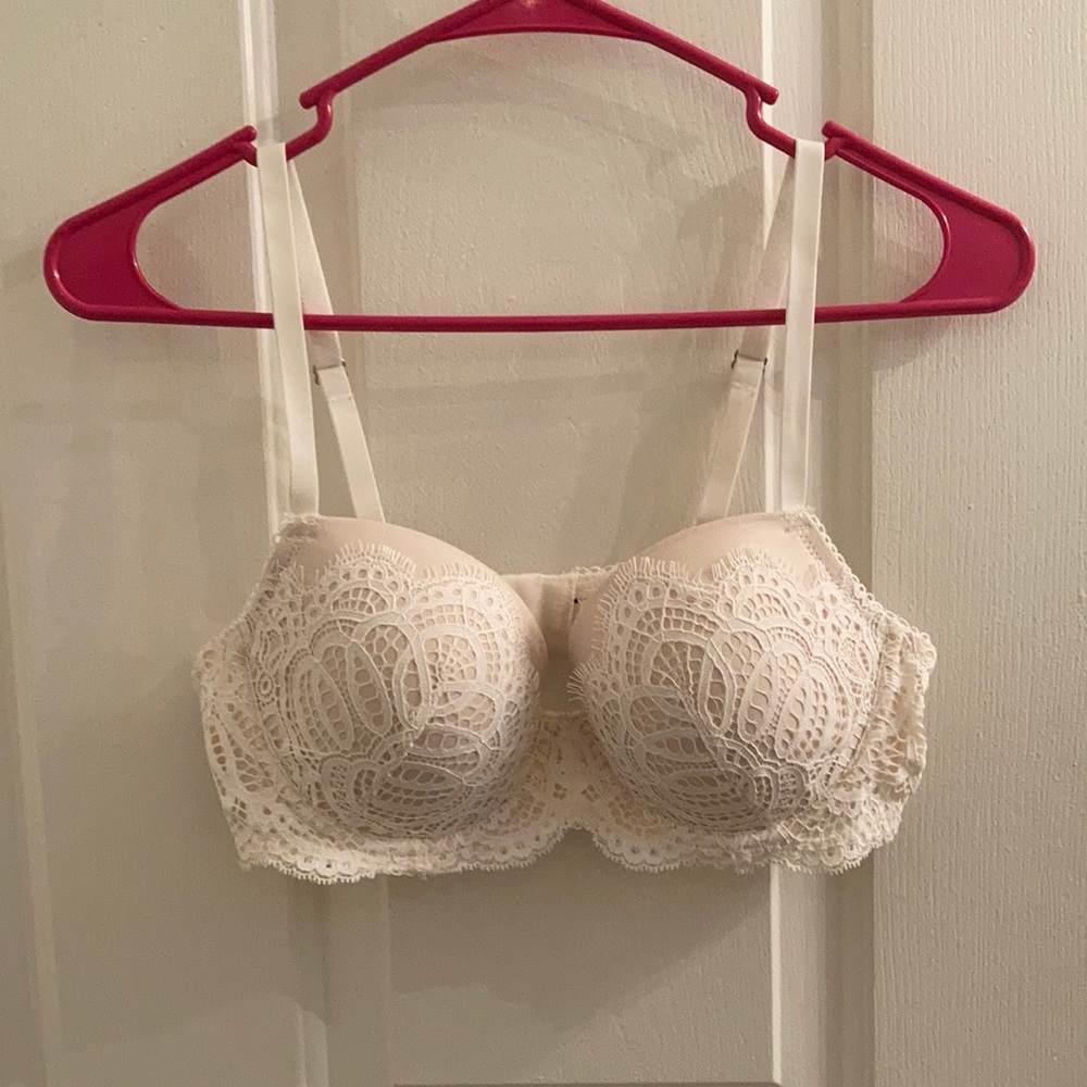Victoria’s Secret bra